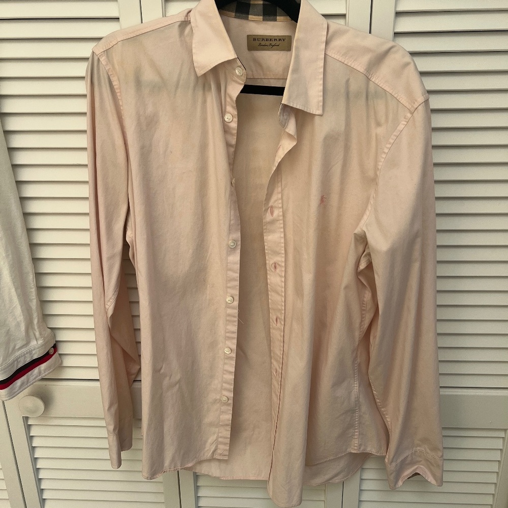 Burberry Mens Dress Shirt in Size L - Light Pink